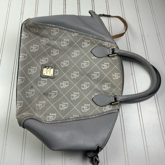 Dooney & Bourke Maxi Quilt Sydney Gray Satchel Shoulder Bag Vintage $400 - Picture 3 of 15